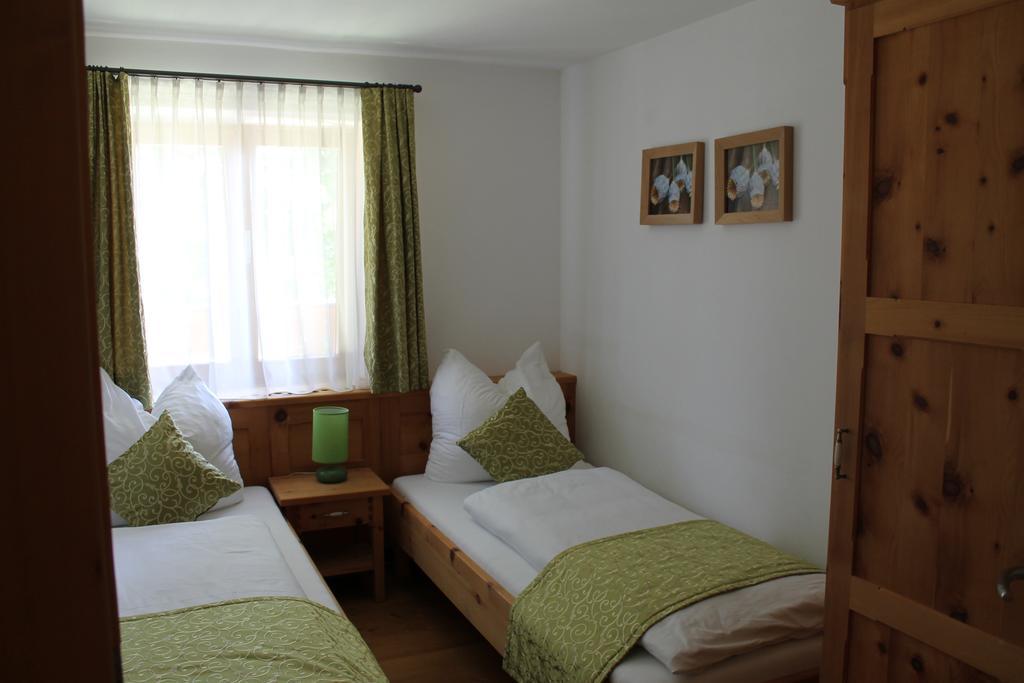 Bauernhof Familie Knoblechner Farm stay Nussdorf am Attersee